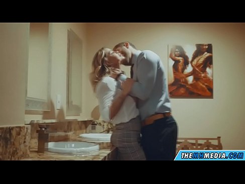 ❤️ Thaum ib tug busty blonde ntxias koj nyob rau hauv ib tug pej xeem chav dej Sex video ntawm peb hmn.sexafinkarasskaz.ru% Ib ❤